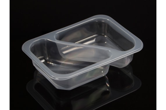 READY MEAL TRAY WITH 2 COMPARTMENTS OF TRIANGULAR SHAPE